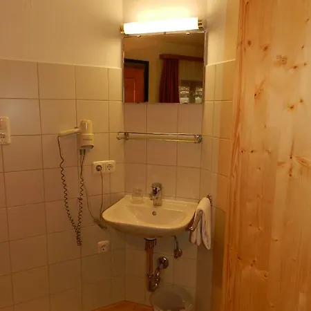Gaestehaus Alpenrose