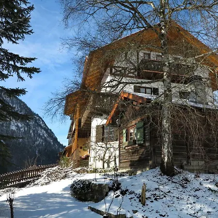 Gaestehaus Alpenrose * Ettal
