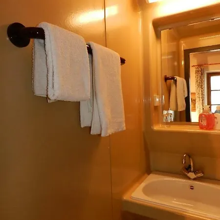 Gaestehaus Alpenrose Gæstehus *